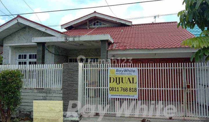 Rumah siap huni 1.5 lantai dekat jalan Durian, Pekanbaru 1