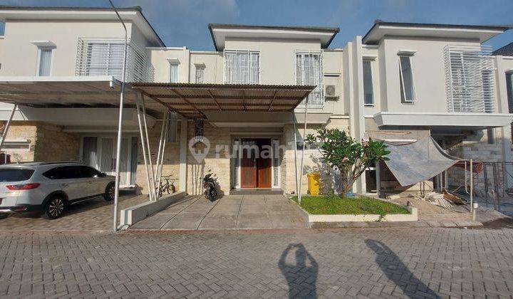 Rumah 2 Lantai Bagus Unfurnished SHM di Ngabeyan, Sukoharjo 1