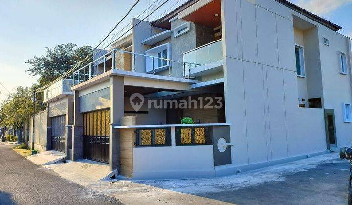 Rumah Baru Mewah Cantik 2 Lantai Banyuanyar Solo Lingkungan Aman 1