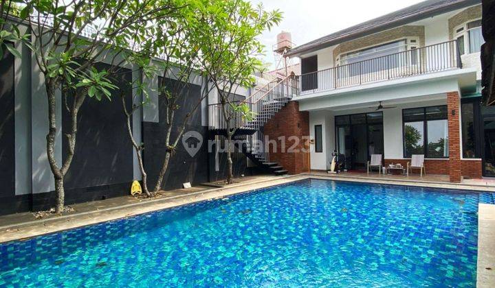 Rumah Lux Siap Huni Di Jakarta Selatan 1