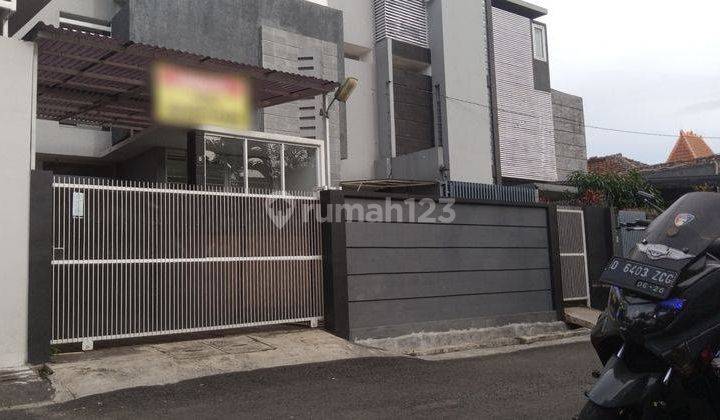 Rumah Siap Huni 2 Lantai Modern 4 Kamar Tidur Disuryalaya Bandung 1