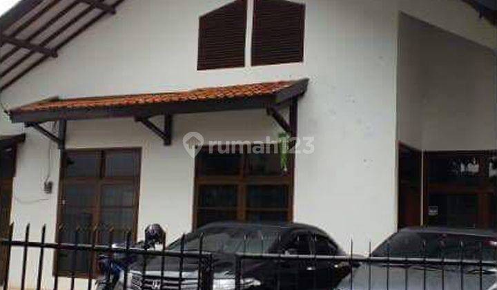 Rumah Bagus Siap Huni di Dago Kamar Tidur 6 1