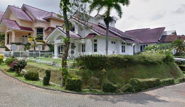 Villa Lux Siap Huni di Lotus Cipanas Puncak Bogor 1