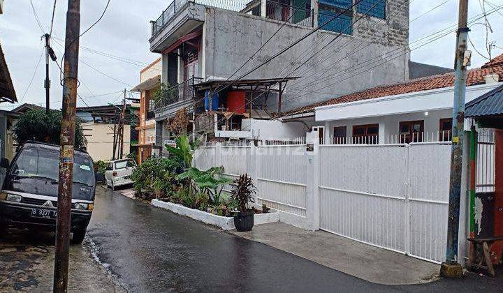 Rumah 1,5 Lantai Bebas banjir di Duren Sawit,Jakarta Timur 1