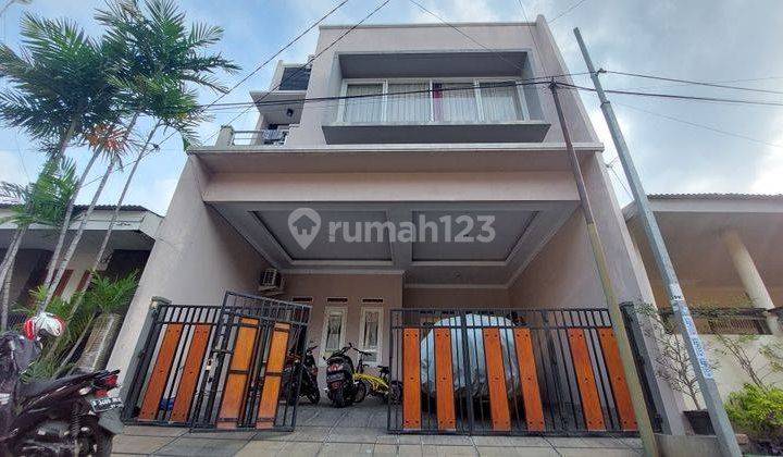 Rumah 2,5 Lantai full rurnish di Harapan baru 1,Bekasi Barat 1