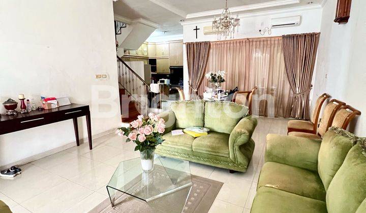 RUMAH TOWNHOUSE CANTIK DAN MEWAH DI PALEMBANG REGENCY 2