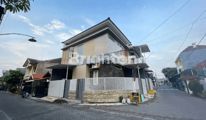 Rumah HOOK 2lt Minimalis Furnish area Manyar Harga Nego Sampai Deal 1