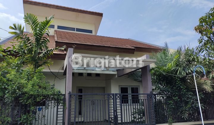 Rumah 2 lantai, SHM siap huni Rumah 2 lantai, SHM siap huni