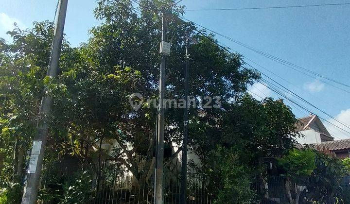 CEPAT RUMAH HOOK RUMAH LAMA LOKASI STARTEGIS HARGA TERJANGKAU 1