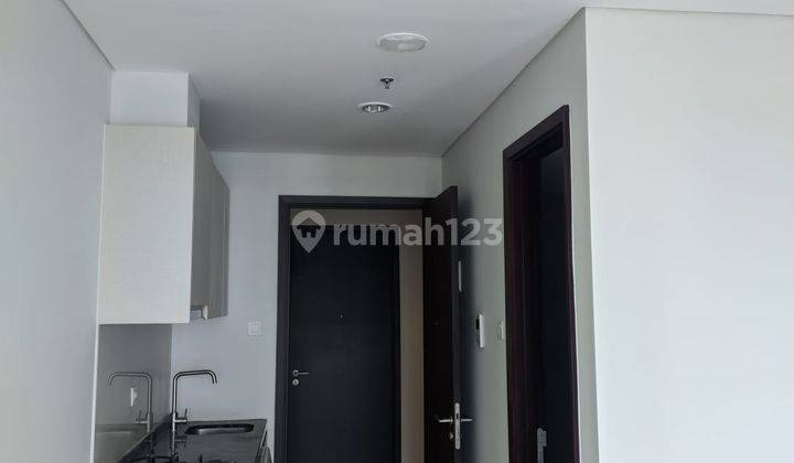 Apartemetn Nyaman Semi Furnihsed di Puri Mansion 1