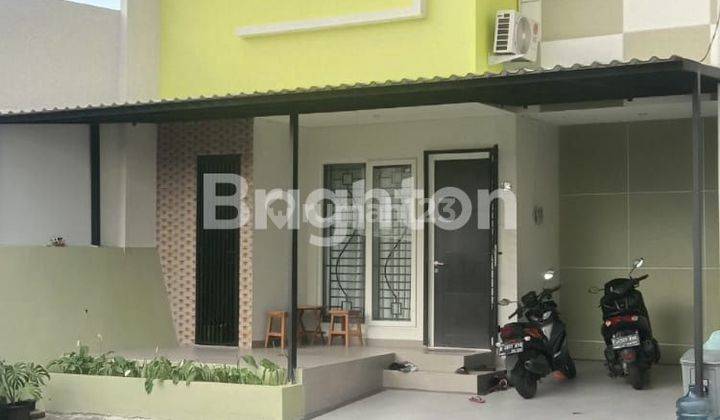 RUMAH  CANTIK 3 LANTAI DI PAMOYANAN BOGOR 1