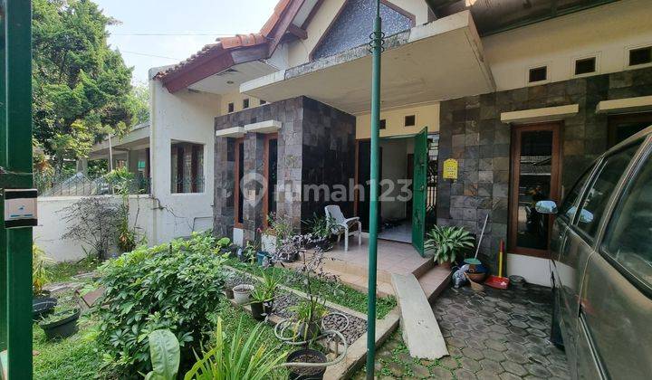 Rumah Asri Terawat di jl Salam, Bandugn Kota 1