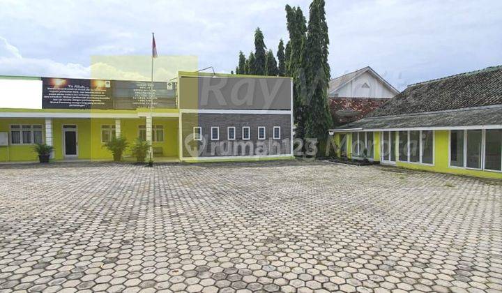 Bangunan Gedung dengan Lahan Luas di Jalan Ahmad Yani Pringsewu Lampung 2