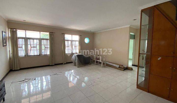 Rumah 2,5 Lantai Bagus Sayap Pasteur 1