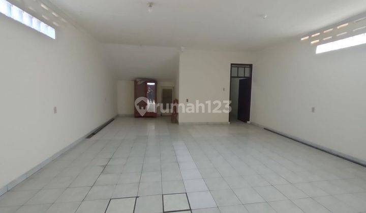 Rumah Minimalis Asri di Tengah Kota Bandung 1