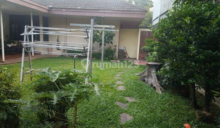 Rumah Bagus Semi Furnished SHM di Kemanggisan, Jakarta Barat 2