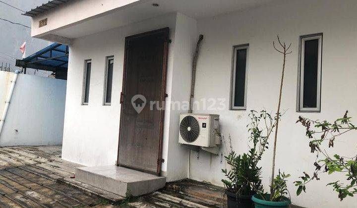 Rumah 2 Lantai Bagus di Kramat, Jakarta Pusat 2