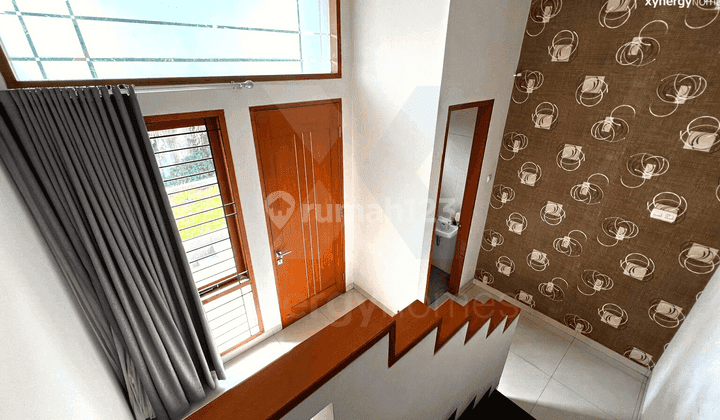 Rumah Dijual 3 Lantai di Karang Anyar Bandung 1