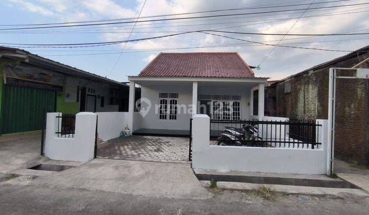 Dijual Rumah di Jl. Klipang Raya, Sendangmulyo 2