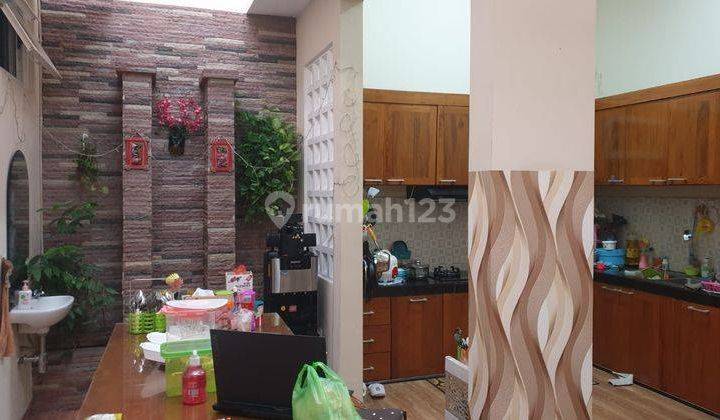 Jual Rumah SHM Bagus Barat di Jl Waru Banyumanik 2