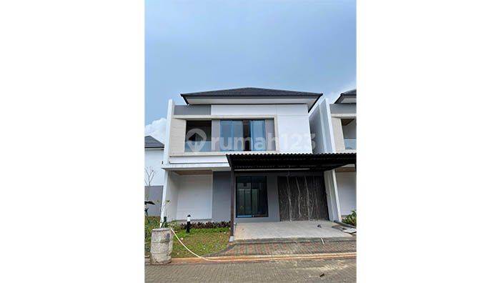 Rumah di  The Mozia Amata  Bsd City 1