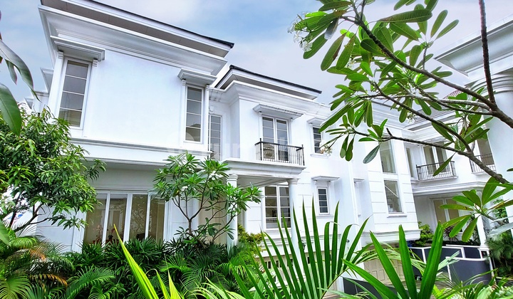 Best Price, Rumah Brand New Dalam Townhouse Private Pool di Ampera Jakarta Selatan