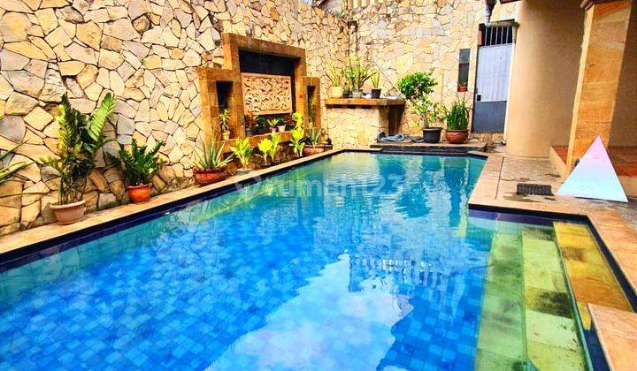 Rumah Siap Huni dengan Pool 3 Kamar Tidur Cipete Jakarta Selatan 2