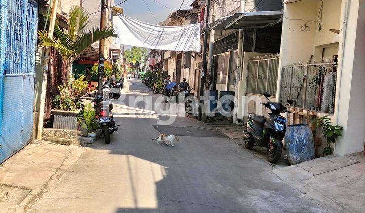 Rumah 3 Lantai Di jalan Ampera jakarta utara 2