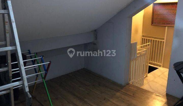 Dijual Rumah Semi Furnish di Taman Harapan Baru 3 Lantai  2