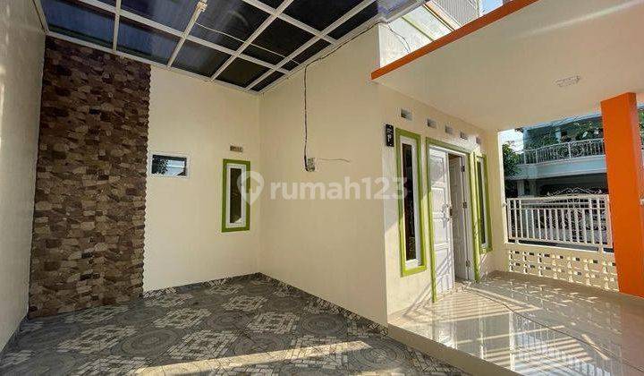 Rumah Hook di Perum Duta Harapan Bekasi Utara 1