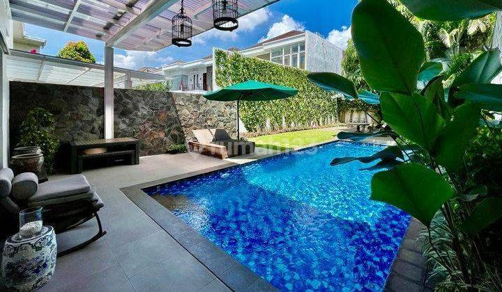 Townhouse Mewah Dengan Swimming Pool di Duren Tiga Jakarta Selatan  2