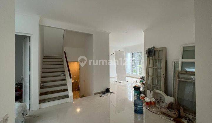 Rumah Cantik Siap Huni di BSD Delatinos  2