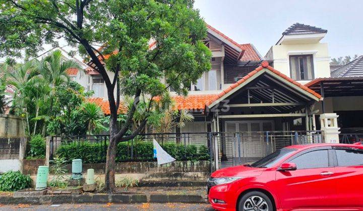 Rumah Asri dan Luas, Siap Huni di Giri Loka 2 1