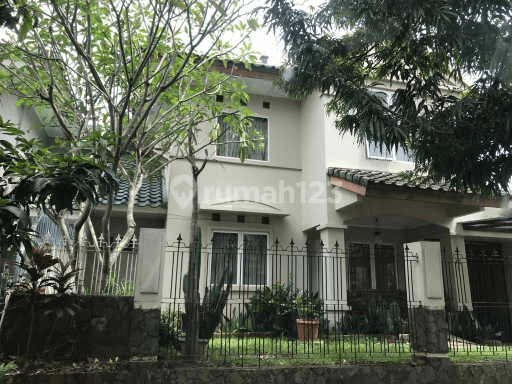 Rumah Cantik dan Luas di Puspita Loka, BSD City 1