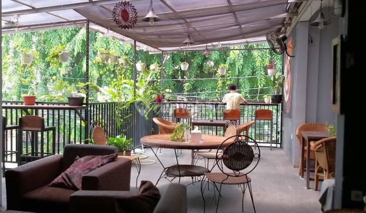 Rumah Kost dan Ada Cafe di Jatipadang Jakarta Selatan  1