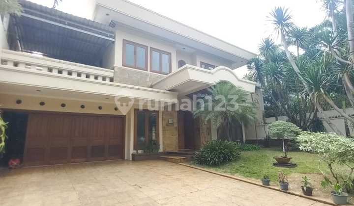Luxurious and Lush House, Pondok Indah 2