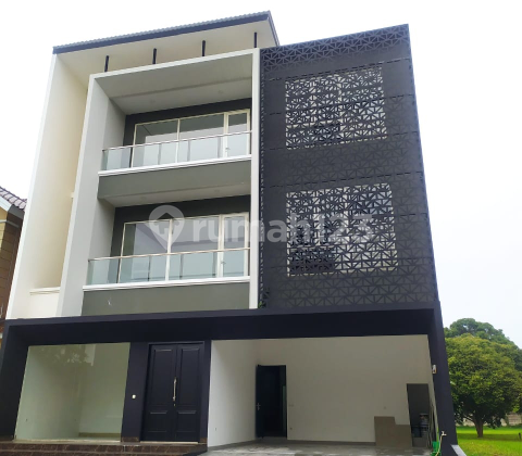 Rumah Mewah dan Asri di Alam Sutera