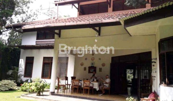 RUMAH MEWAH TERAWAT DI SETIABUDI BANDUNG UTARA  1