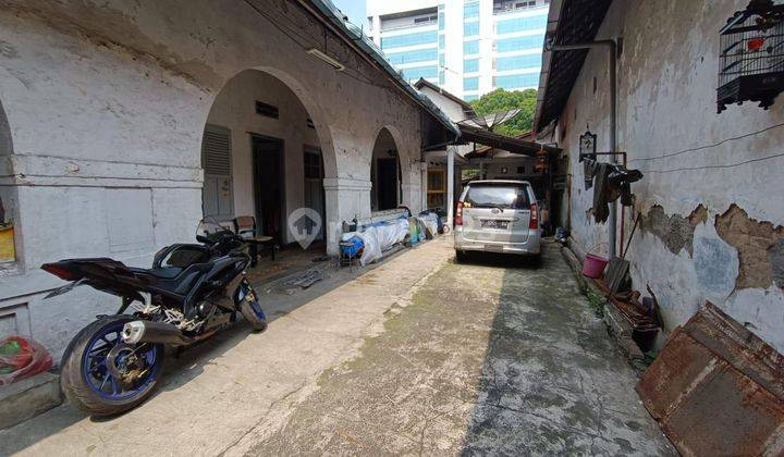 Rumah Di Jalan Naripan Bandung Lokasi Strategis Ramai 2