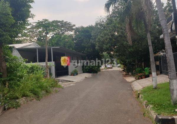 Rumah Di Pulomas, Jakarta Timur Butuh Renovasi - LT.148 - SHM 2