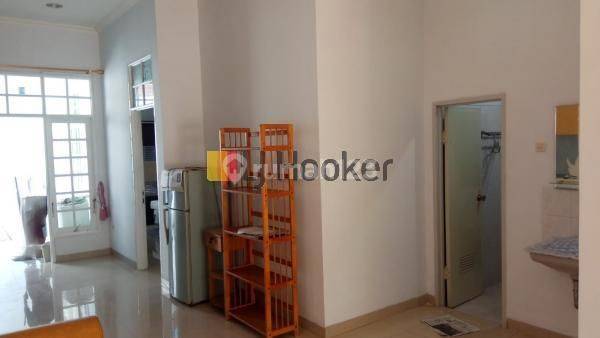 RUMAH DI TAMAN BEVERLY LIPPO CIKARANG FULL FURNISHED 2