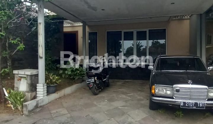 Ready-to-Occupy 2.5-Story House in Depok