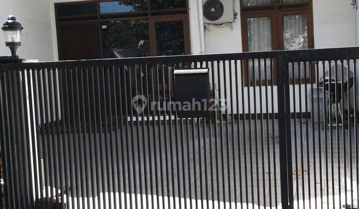 Rumah Cantik Siap Huni Semi Furnished Di Batununggal 2