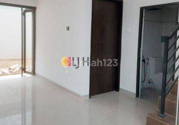 Rumah Baru 2 Lantai Siap Huni Di Perum Central Hills 2