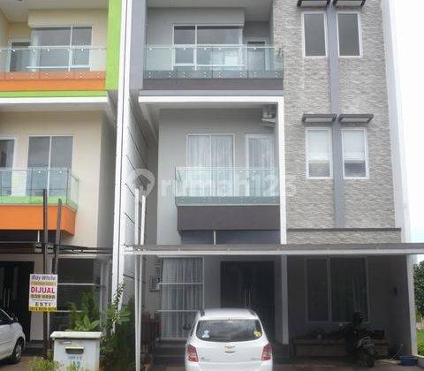 RUMAH BARU & BAGUS, 3 LANTAI, AKSES OKE, DEKAT SEKOLAH, MALL, RUMAH SAKIT, PASAR, KOTA TERTATA, GOOD INVEST, PASTI UNTUNG. ALAM SUTERA 2