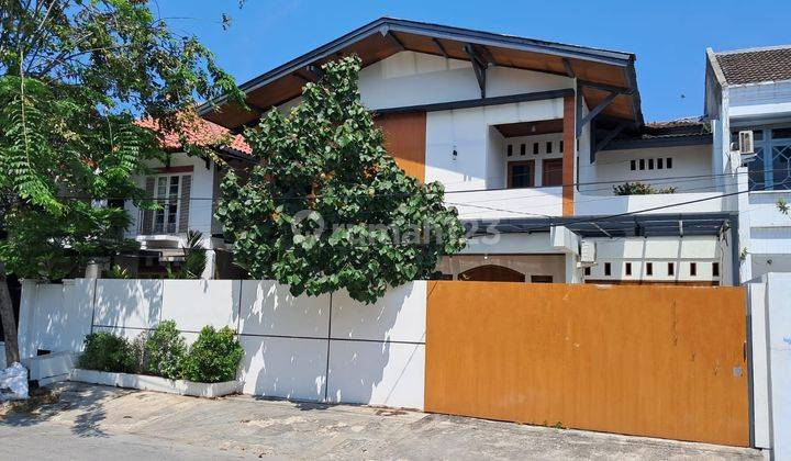 Pulogadung Dijual Rumah Besar Baru Renovasi  1