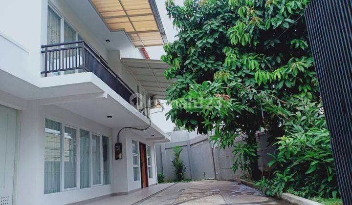 Rumah Bagus dan Eklusive Siap Huni  selangkah ke Pondok Indah   di Daerah  Kebayoran Baru Jakarta Selatan 1