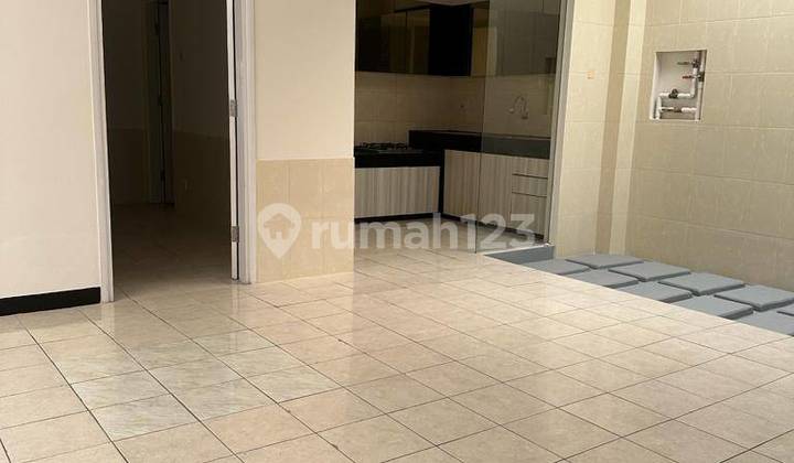 Rumah Tatar Jingga di Kota Baru Parahyangan Bandung 2