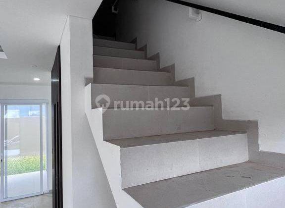 Rumah Modern Minimalis di Ciwaruga , Bandung Barat 2