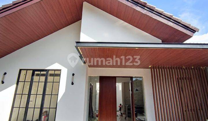 Rumah Baru Minimalis Modern Halaman Luas Batununggal Bypass